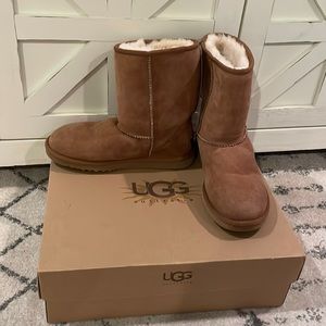 Ugg Classic boot. Style 5825 with original box